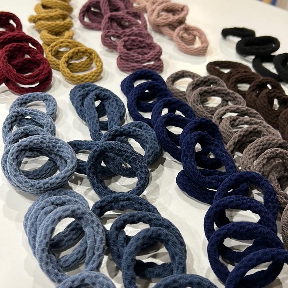 Seamless hair ties